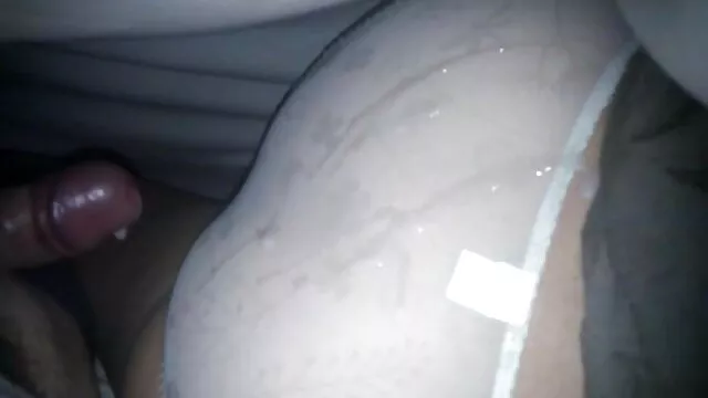 สุนัขตัวเมียสีบลอนด์แข็งแรงและ busty คลิป วิดีโอ หนัง โป้ ราดหน้าไก่ใหญ่ของคู่หูของเธอ