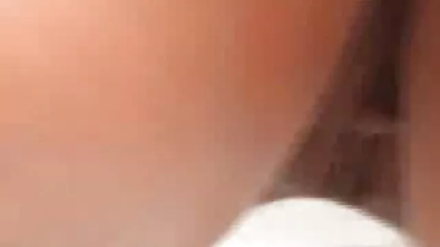 Bridgette B ให้ blowjob วิดีโอ เอ็กซ์ ฟรี ที่อ่อนโยนและแข็งแรงแก่กระเจี๊ยวของ Bridgette B